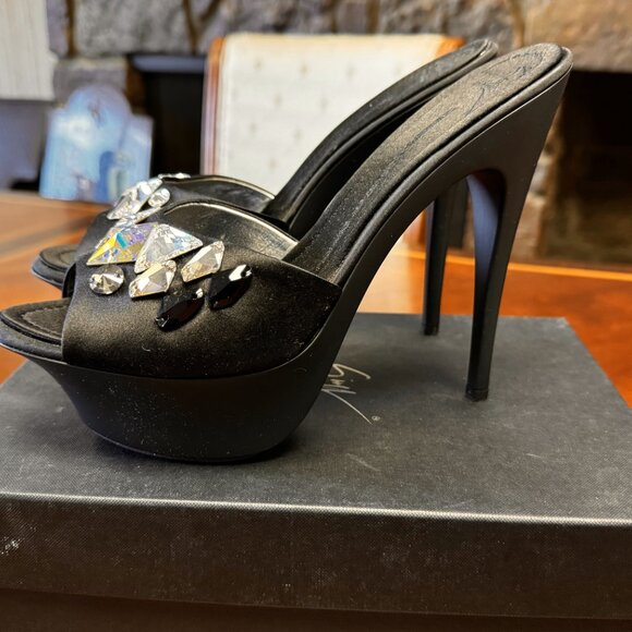 Sparkling Giuseppe Zanotti Dea Jeweled Satin Platform Mules EU 40 NIB - Picture 4 of 11